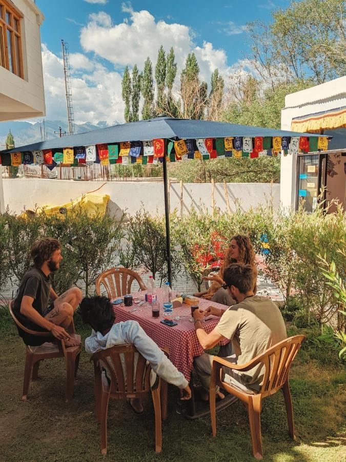 Happy Drifters Hostel Leh Exterior photo